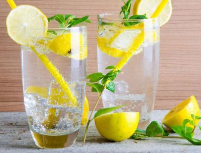 Вода с лимоном – всем ли нужно начинать с нее день - новости экологии на ECOportal