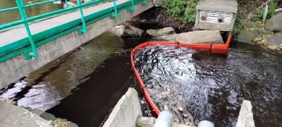 В Петрозаводске специалисты устранили загрязнение нефтепродуктами в реке - новости экологии на ECOportal