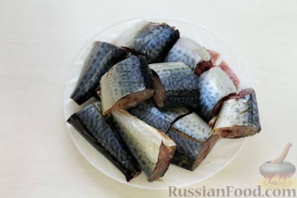 Домашняя консервированная скумбрия в масле